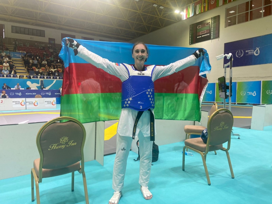 Konya-2021: Taekvondoçularımız günü 3 medalla başa vurdular